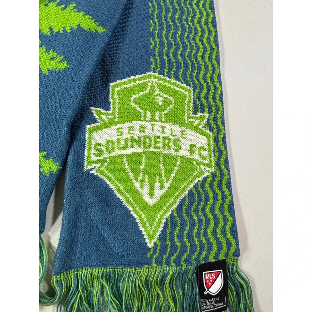 MLS Mens Seattle Sounders FC Soccer Scarf OS Blue Green Acrylic Forever Green